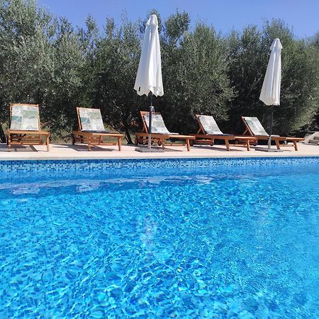 Villa Dorina Barban Exterior photo