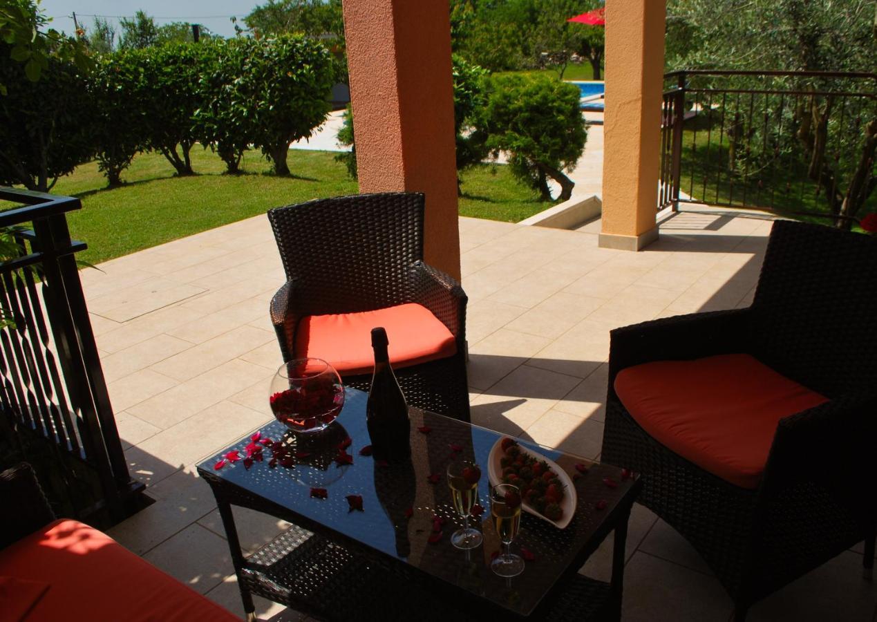Villa Dorina Barban Exterior photo