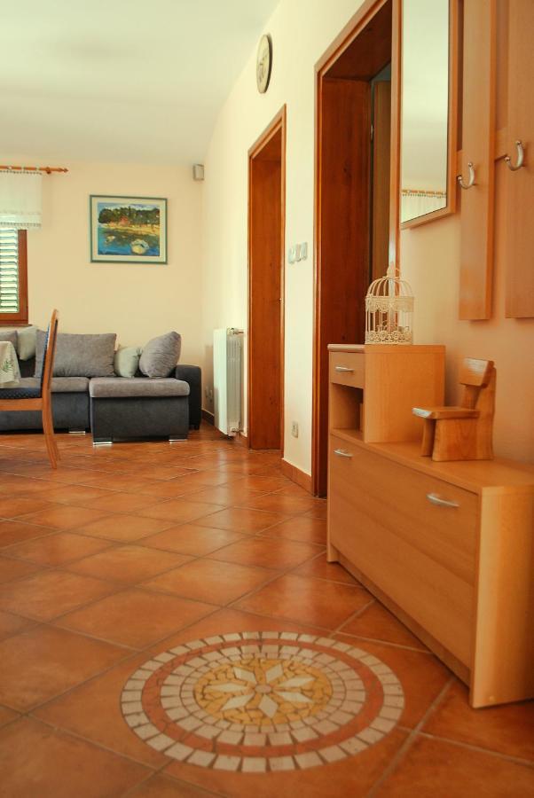 Villa Dorina Barban Exterior photo