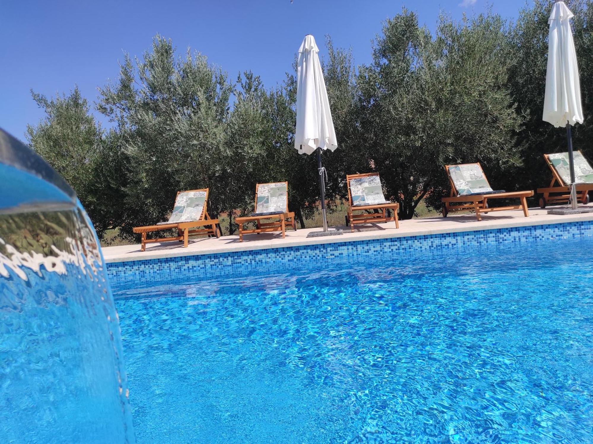 Villa Dorina Barban Exterior photo